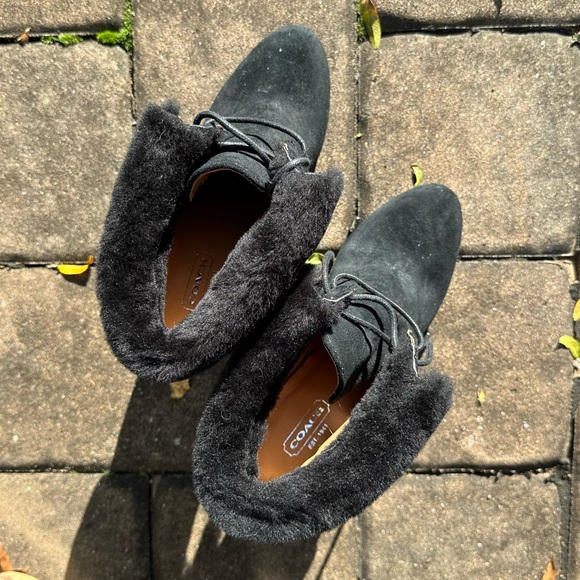 New in box Coach Malia Suede Shearling High Heeled Booties - Picture 5 of 7